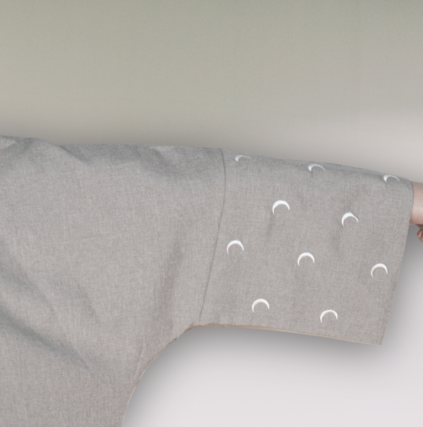 Moon Abaya Grey